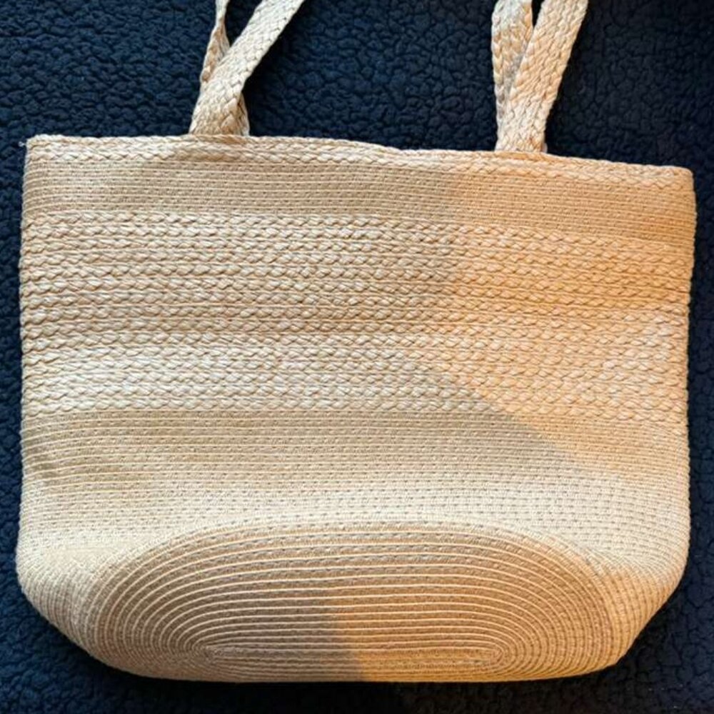 Calvin Klein Straw Raffia Tote Bag - Neutral Summer Beach Shoulder Bag - Picture 3 of 4